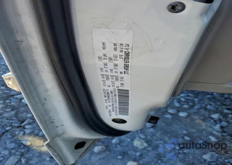 2010 Chrysler Town & Country Touring Plus z USA, uszkodzony, nr VIN 2A4RR8DX9AR448158